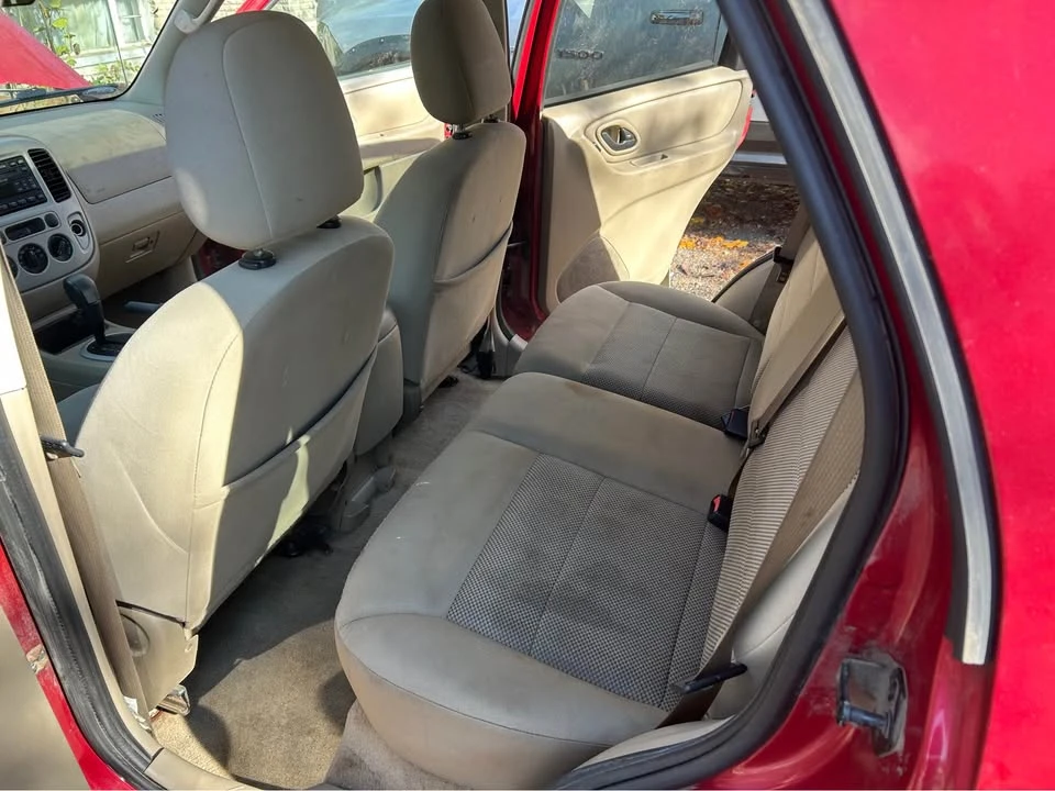 2007 Ford Escape - Image 6 of 6
