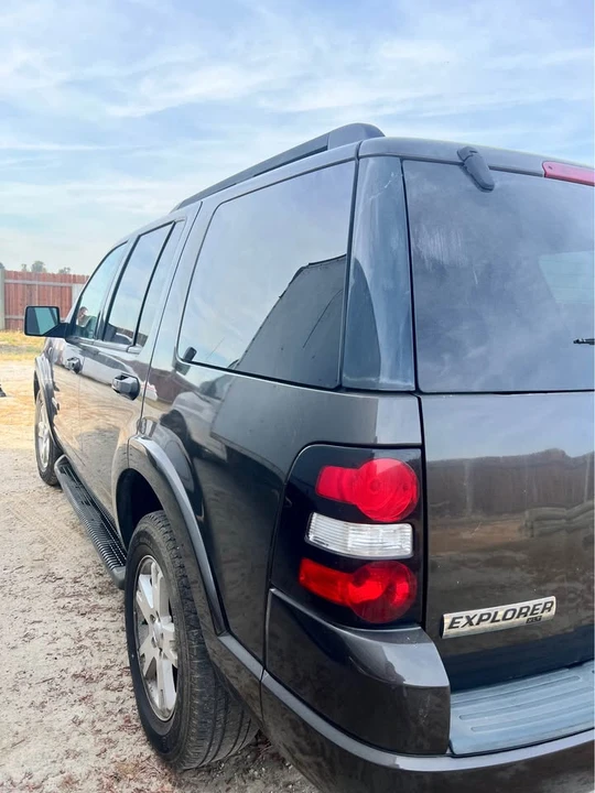 2007 Ford Explorer 4th Gen - Image 5 of 17