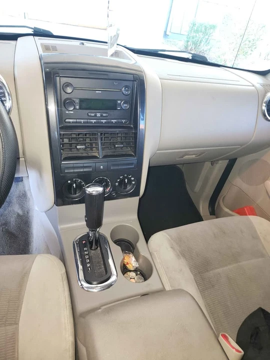 2007 Ford Explorer 4th Gen - Image 2 of 12