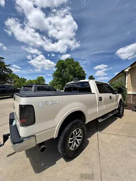 2007 Ford F-150 SuperCrew Cab Lariat