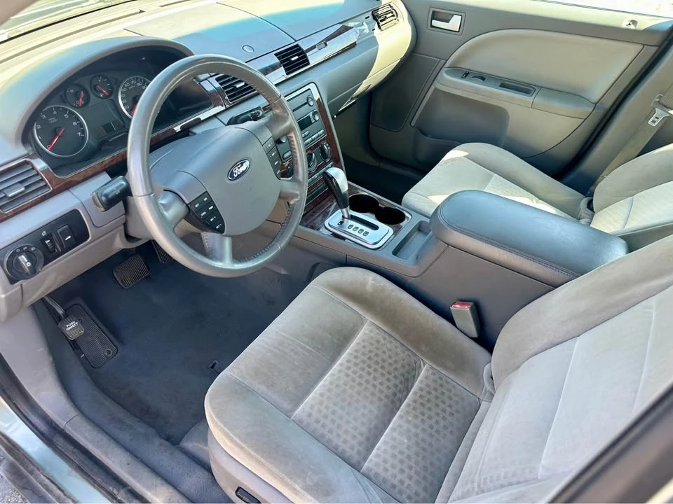 2007 Ford Five Hundred - Image 10 of 12