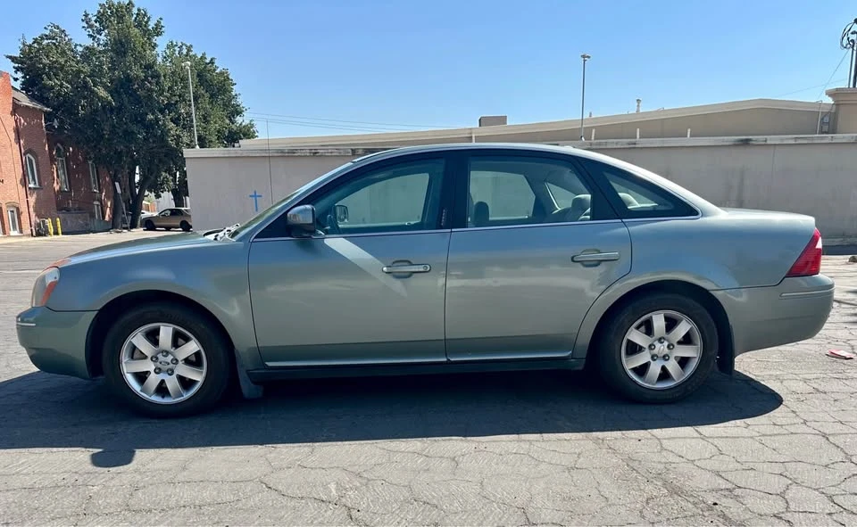 2007 Ford Five Hundred - Image 5 of 12