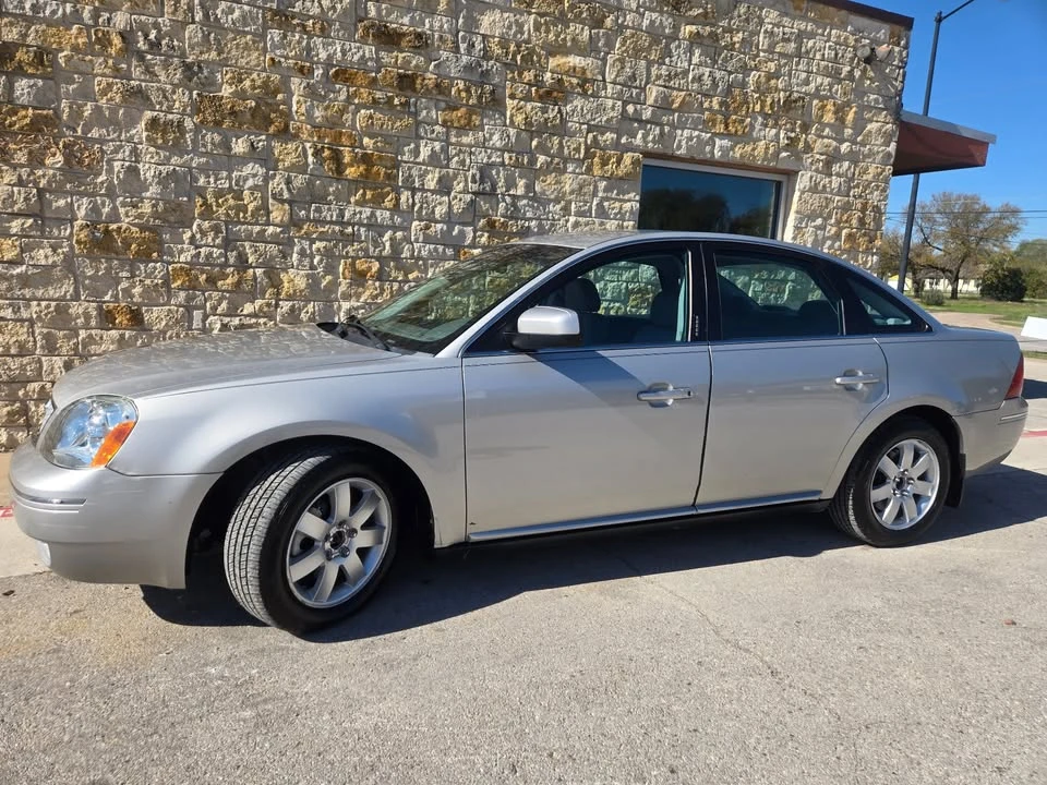2007 Ford Five Hundred - Image 2 of 19