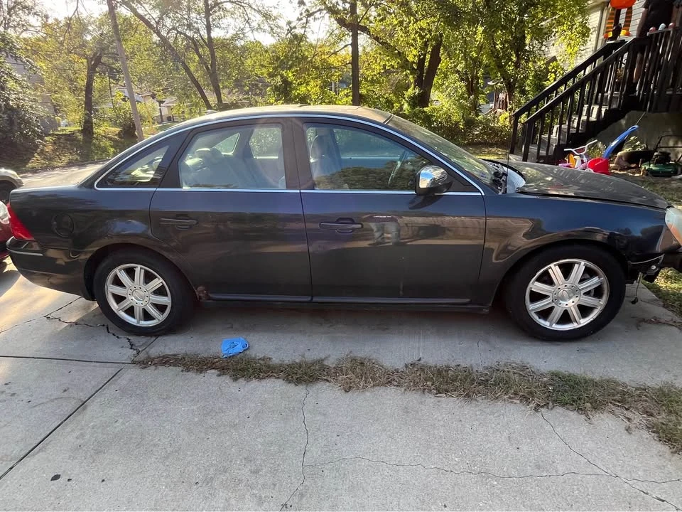 2007 Ford Five Hundred - Image 2 of 4