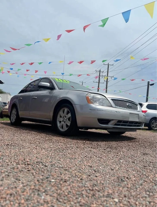 2007 Ford Five Hundred - Image 2 of 11