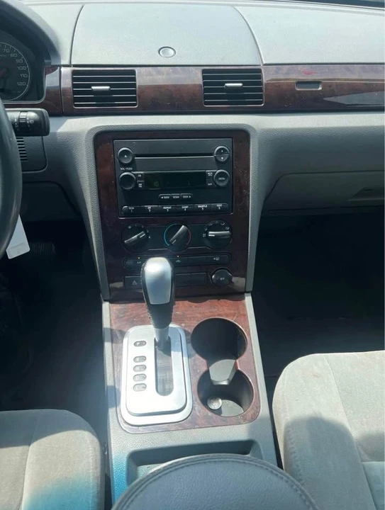 2007 Ford Five Hundred - Image 10 of 11