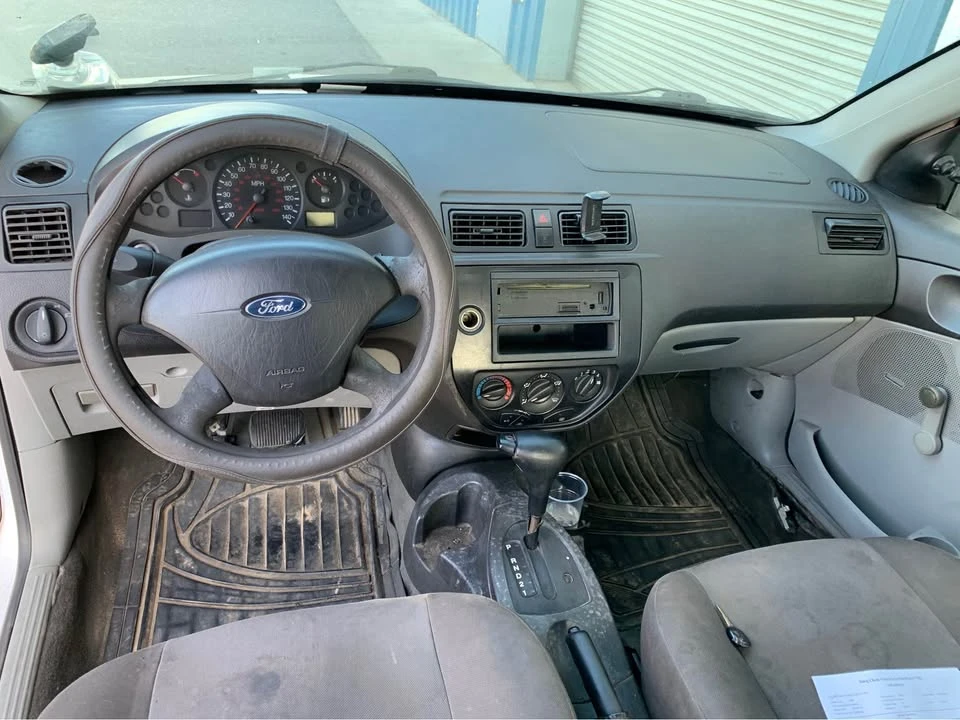 2007 Ford Focus 2nd Gen - Image 6 of 8