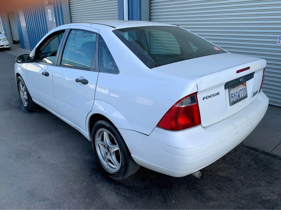 2007 Ford Focus 2nd Gen - Image 5 of 8