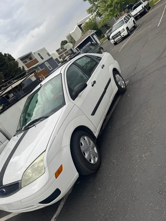 2007 Ford Focus 2nd Gen - Image 4 of 4