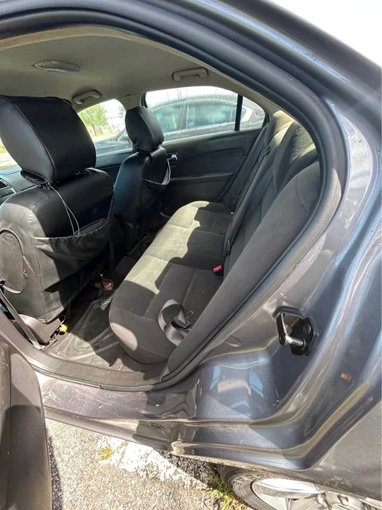 2007 Ford Focus 2nd Gen - Image 5 of 5