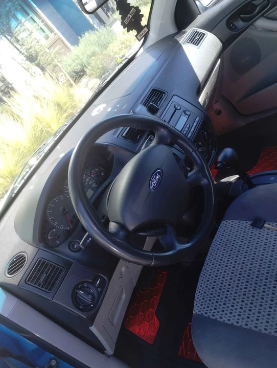 2007 Ford Focus 2nd Gen - Image 3 of 6
