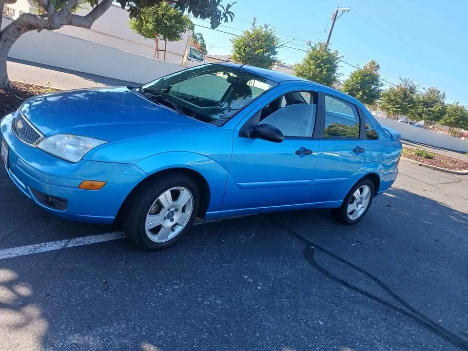 2007 Ford Focus 2nd Gen - Image 2 of 5