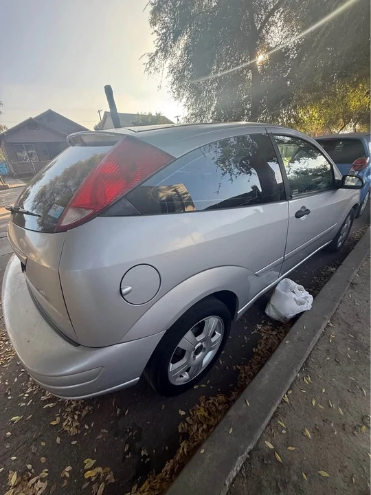 2007 Ford Focus 2nd Gen - Image 7 of 7