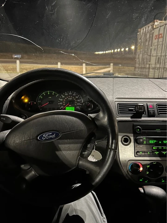 2007 Ford Focus - Image 5 of 8