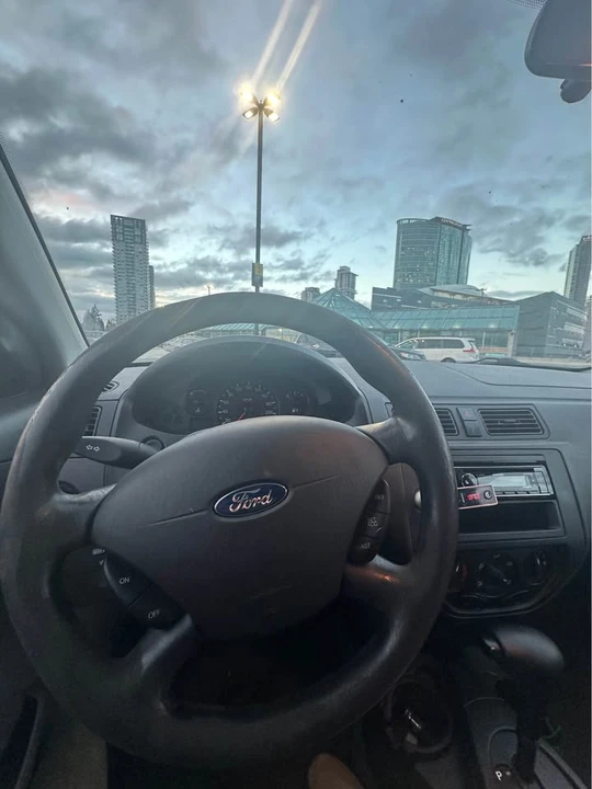 2007 Ford Focus 2nd Gen - Image 8 of 9