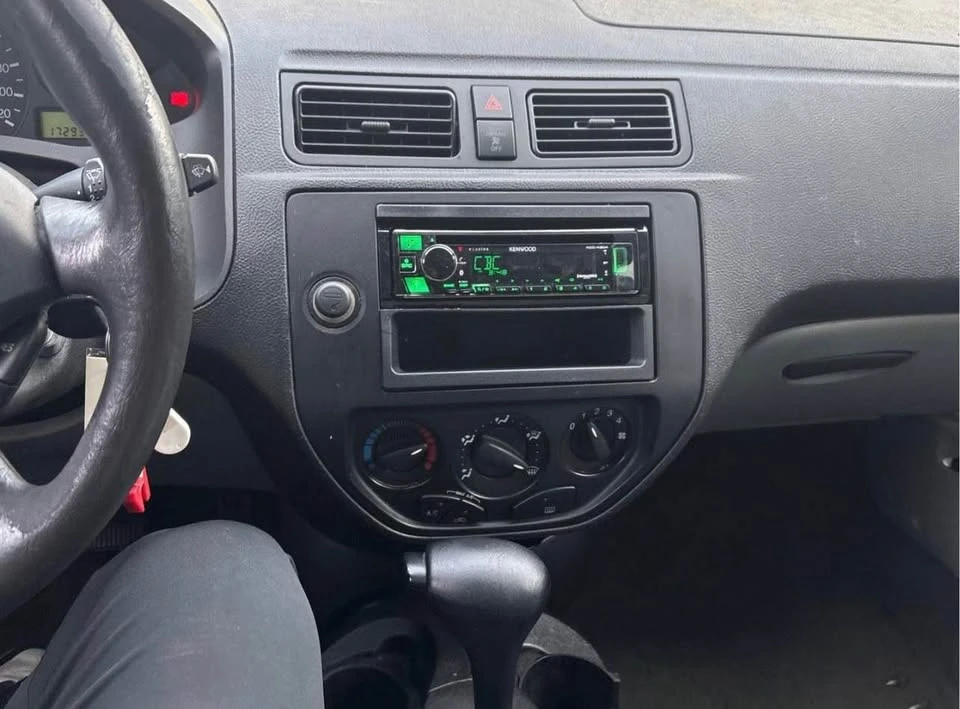 2007 Ford Focus 1st Gen - Image 7 of 10