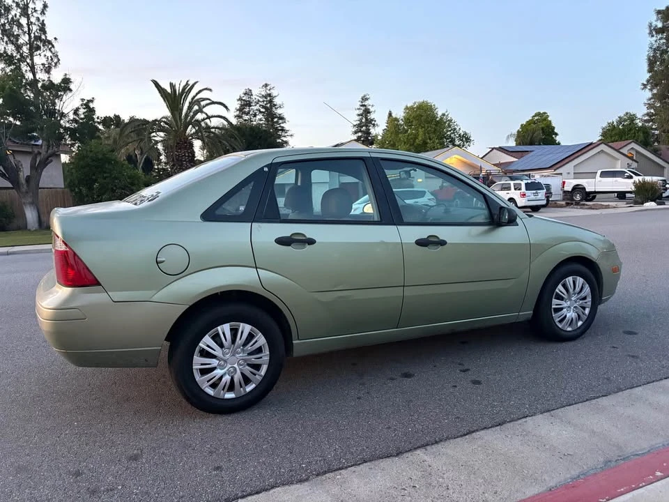 2007 Ford Focus - Image 3 of 6