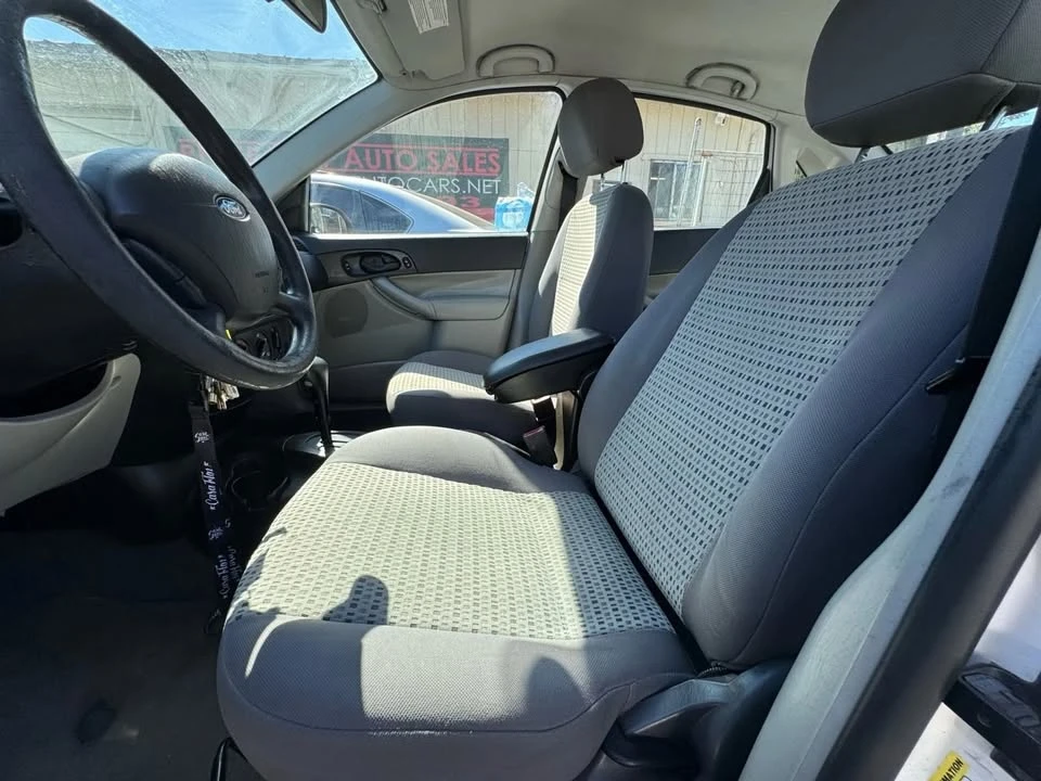 2007 Ford Focus 2nd Gen - Image 17 of 18