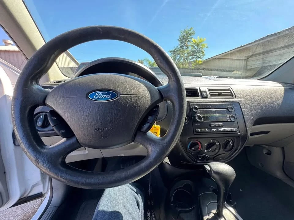 2007 Ford Focus 2nd Gen - Image 7 of 18
