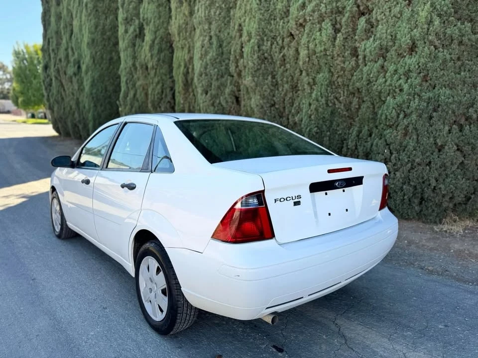 2007 Ford Focus 2nd Gen - Image 14 of 18