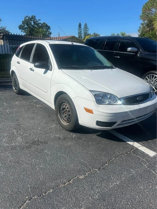 2007 Ford Focus 2nd Gen - Image 8 of 10