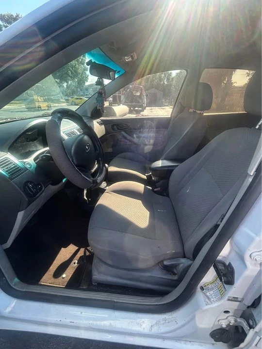 2007 Ford Focus 2nd Gen - Image 5 of 10