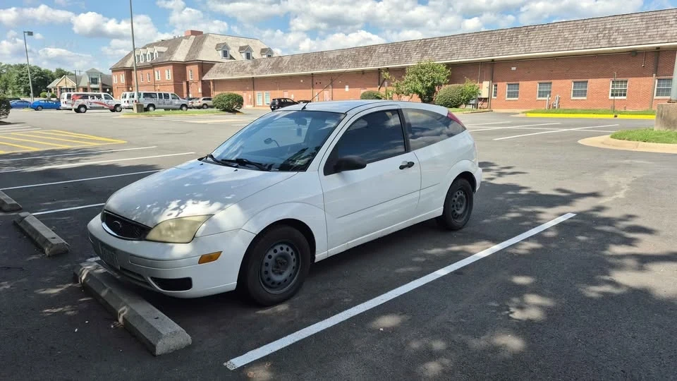 2007 Ford Focus 2nd Gen - Image 3 of 3
