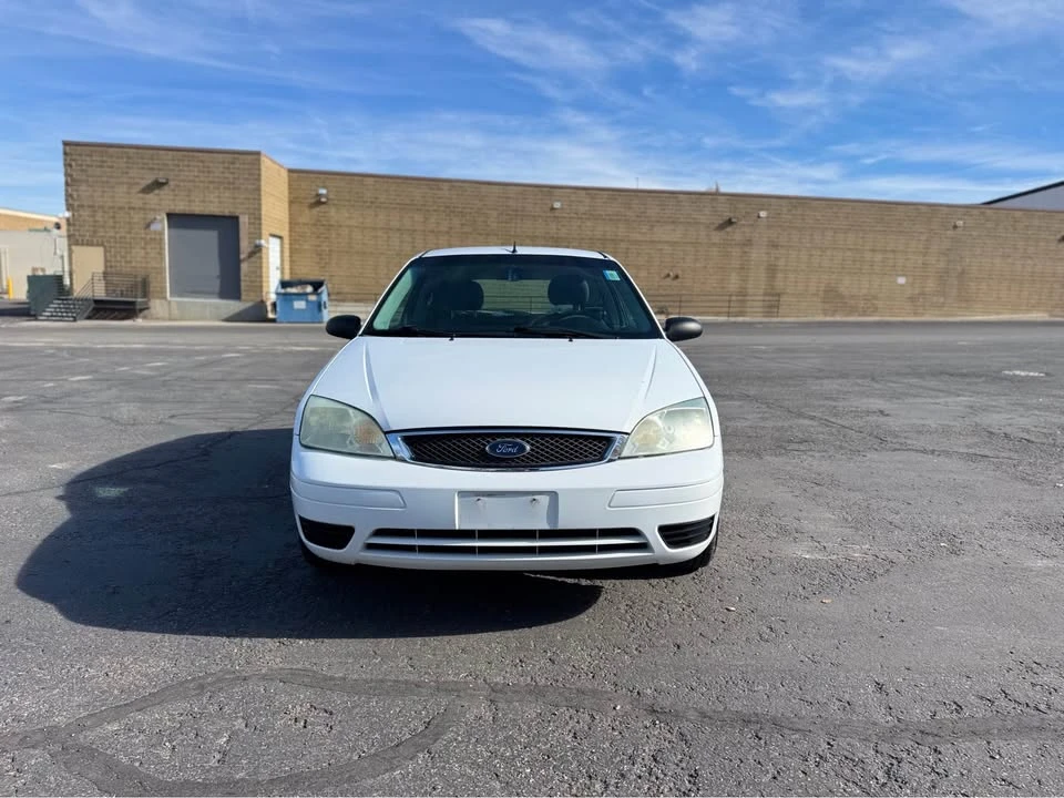 2007 Ford Focus 2nd Gen - Image 2 of 8