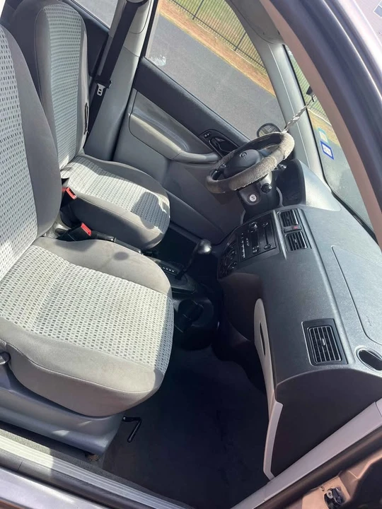 2007 Ford Focus 1st Gen - Image 6 of 12