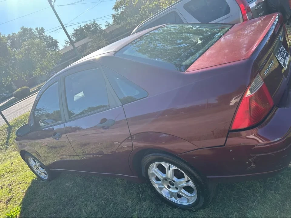 2007 Ford Focus 2nd Gen - Image 4 of 10