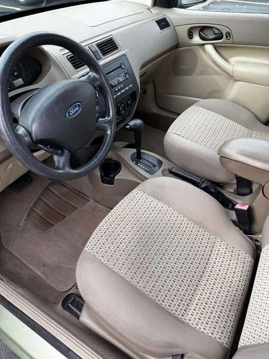 2007 Ford Focus 1st Gen - Image 10 of 12