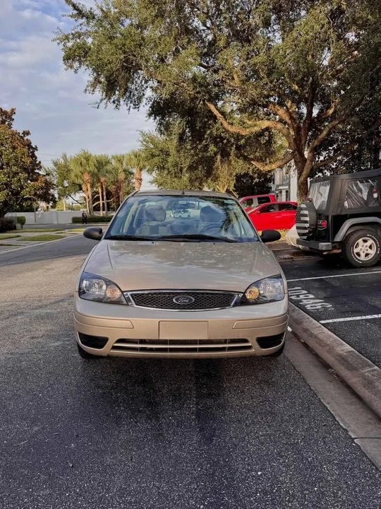 2007 Ford Focus 2nd Gen - Image 2 of 6