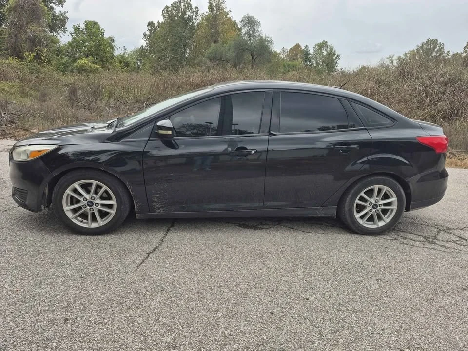 2007 Ford Focus 2nd Gen - Image 2 of 8