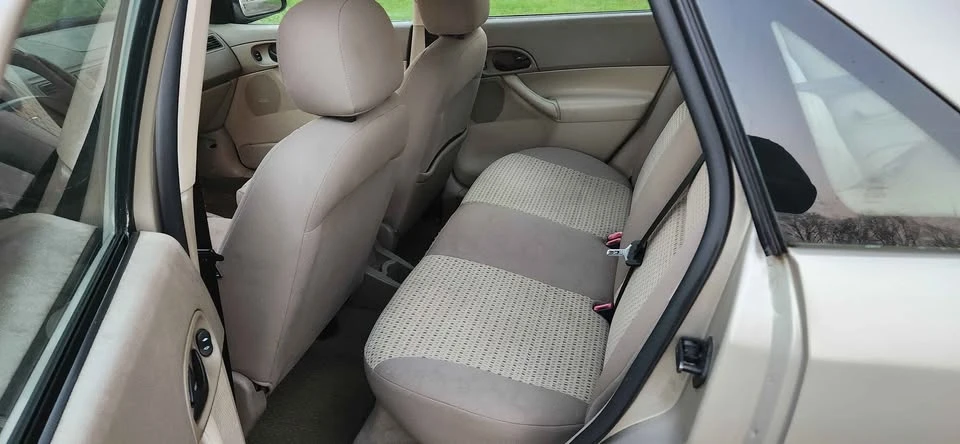 2007 Ford Focus 2nd Gen - Image 11 of 13