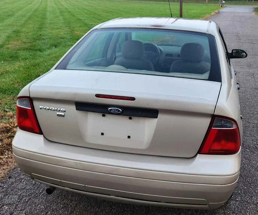 2007 Ford Focus 2nd Gen - Image 6 of 13