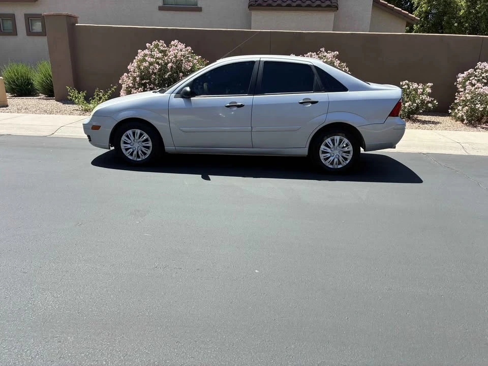 2007 Ford Focus 1st Gen - Image 12 of 16
