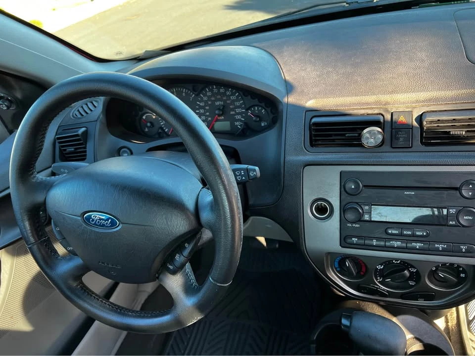 2007 Ford Focus 2nd Gen - Image 6 of 12