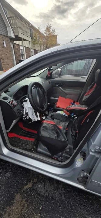2007 Ford Focus 2nd Gen - Image 5 of 5