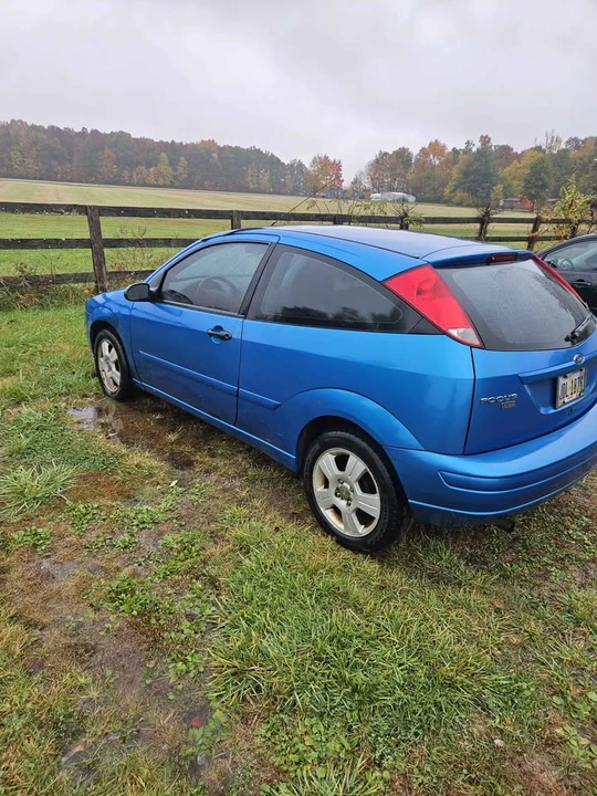 2007 Ford Focus 2nd Gen - Image 2 of 2