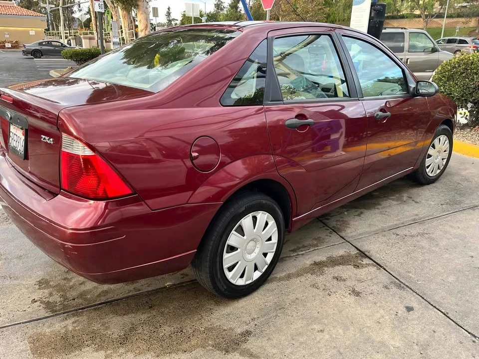 2007 Ford Focus 1st Gen - Image 4 of 12
