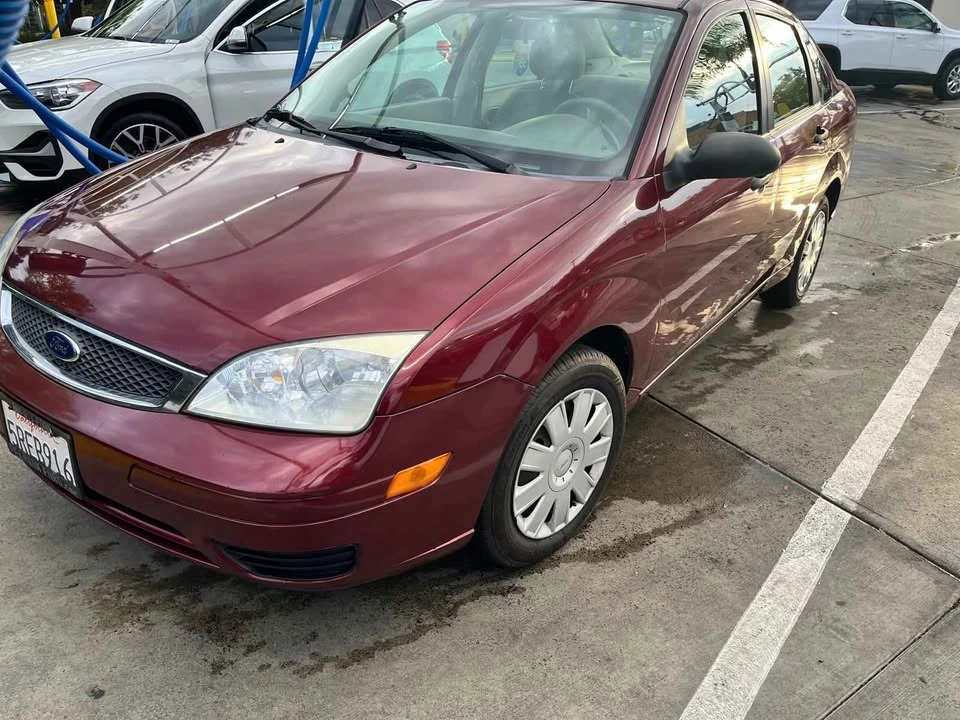 2007 Ford Focus 1st Gen - Image 2 of 12