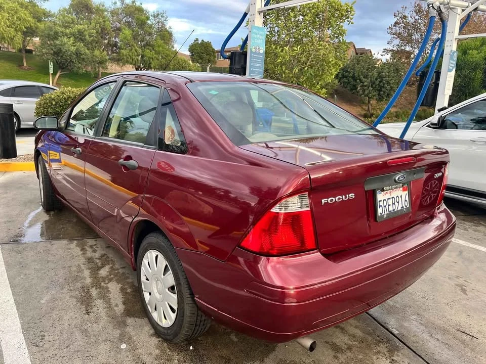 2007 Ford Focus 1st Gen - Image 3 of 12