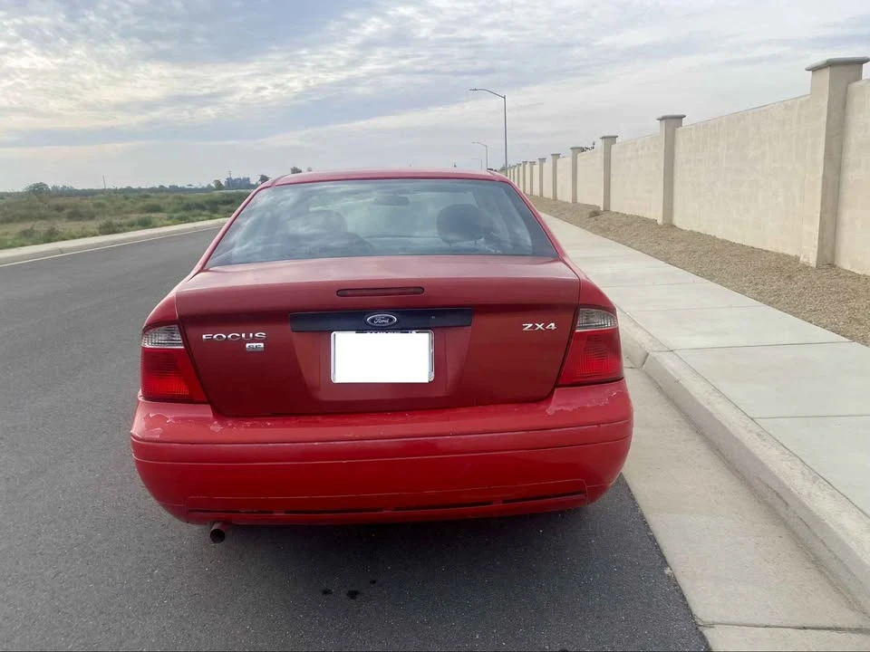 2007 Ford Focus 2nd Gen - Image 7 of 12