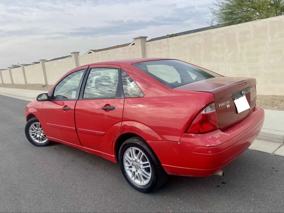 2007 Ford Focus 2nd Gen - Image 3 of 11