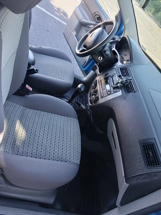 2007 Ford Focus 2nd Gen - Image 7 of 15