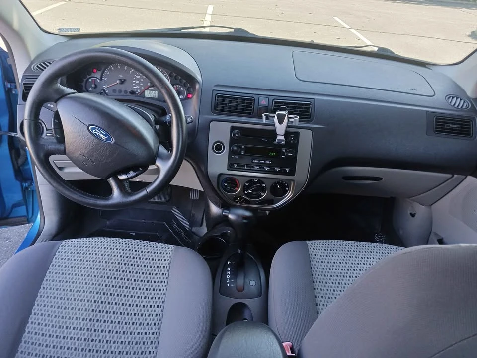 2007 Ford Focus 2nd Gen - Image 11 of 15
