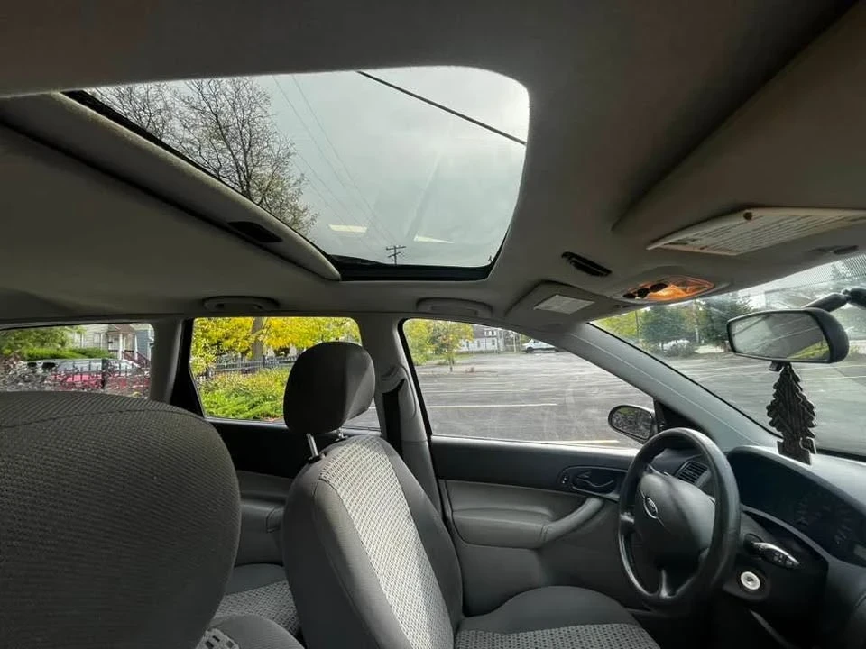 2007 Ford Focus 2nd Gen - Image 16 of 19