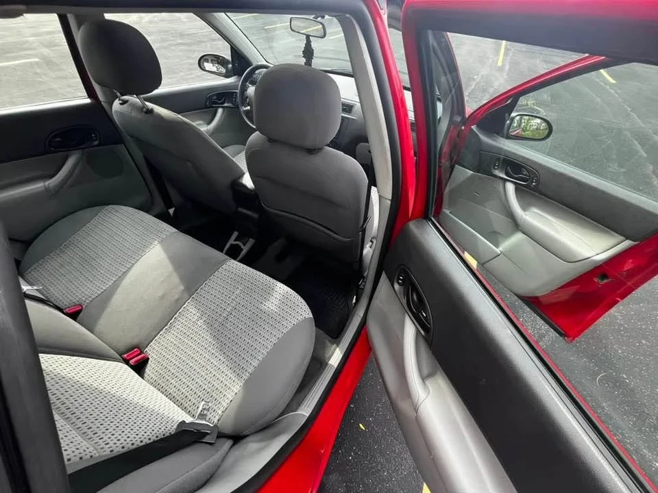 2007 Ford Focus 1st Gen - Image 9 of 19
