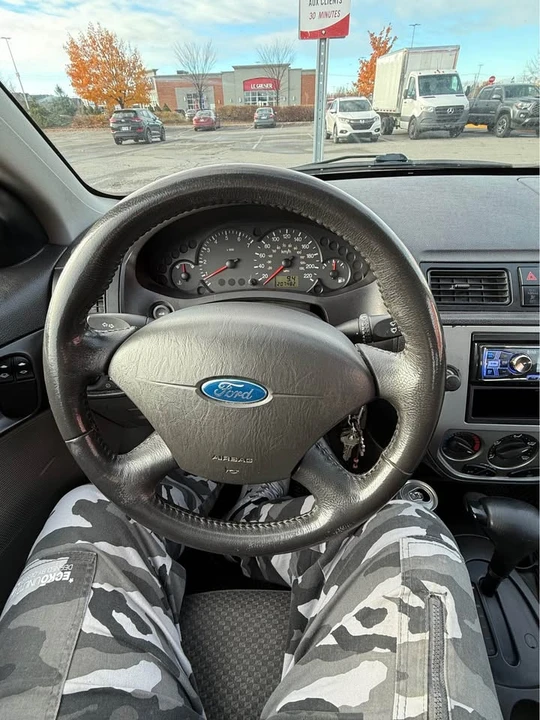 2007 Ford Focus 2nd Gen - Image 11 of 12