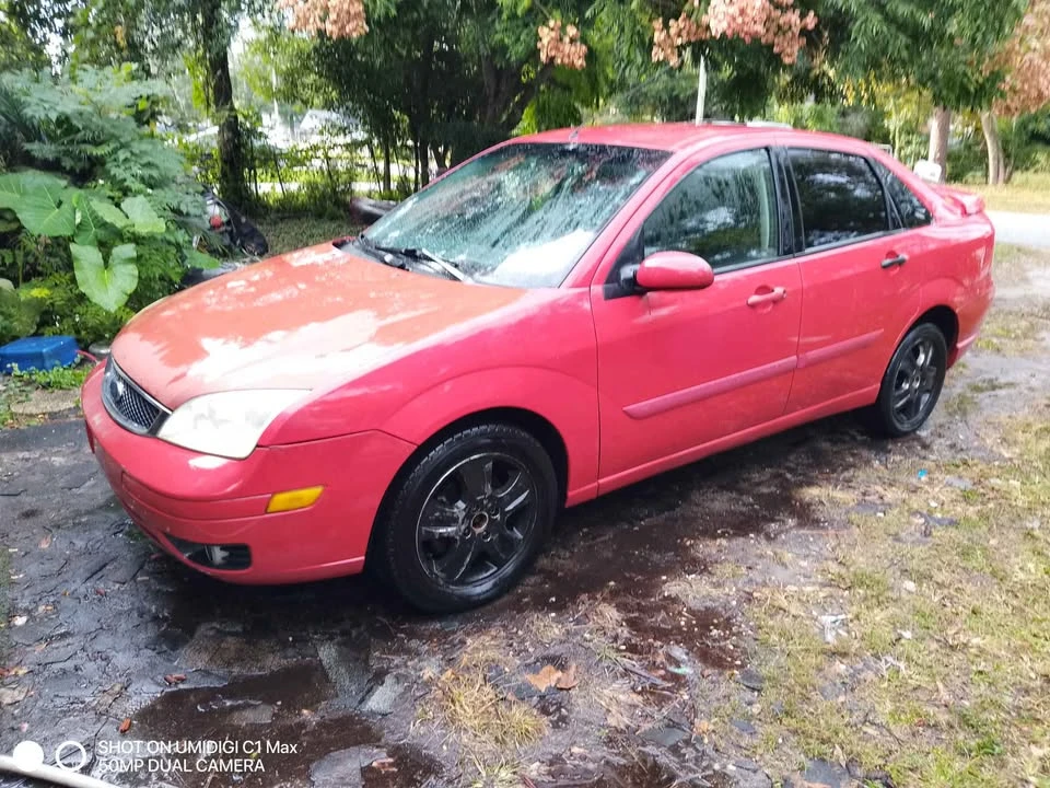 2007 Ford Focus 2nd Gen - Image 3 of 3
